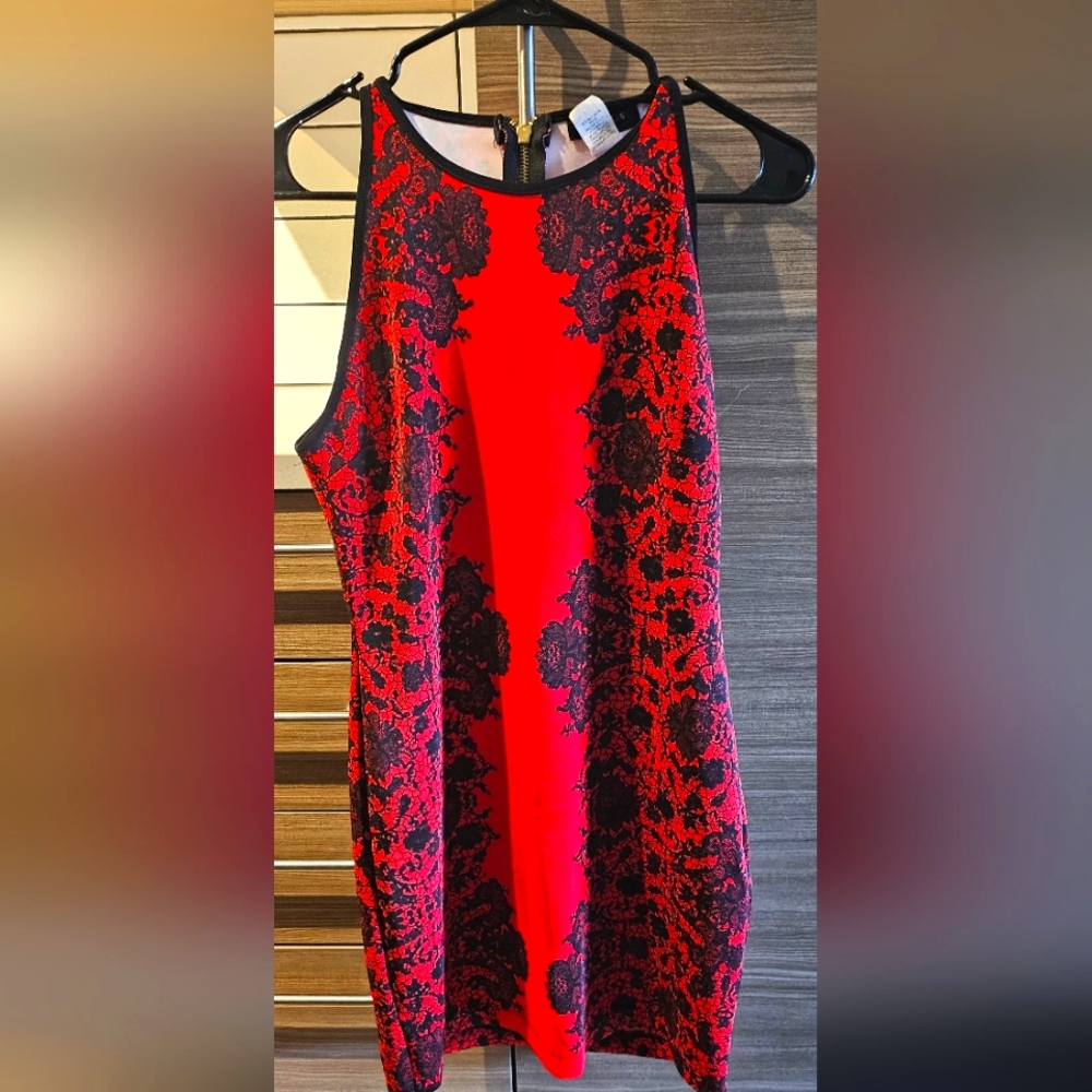 Beautiful Lace Pattern Bodycon Dress
